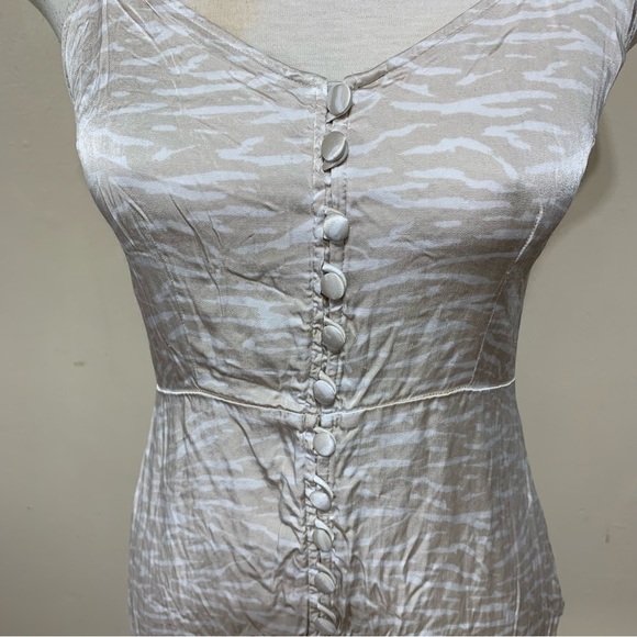 Abercrombie & Fitch Nude Beige Slip On Mini Dress Size Medium - Picture 3 of 9